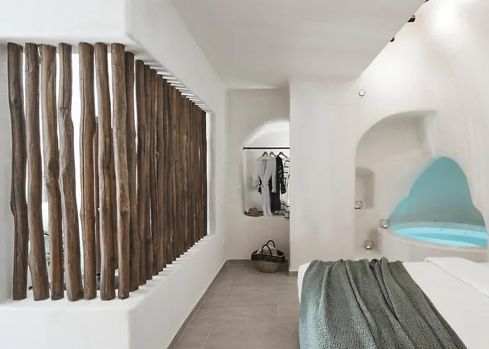 Winery 1870 5* Fira (Santorini)