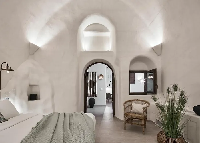 Hotel Winery 1870 Fira (Santorini)