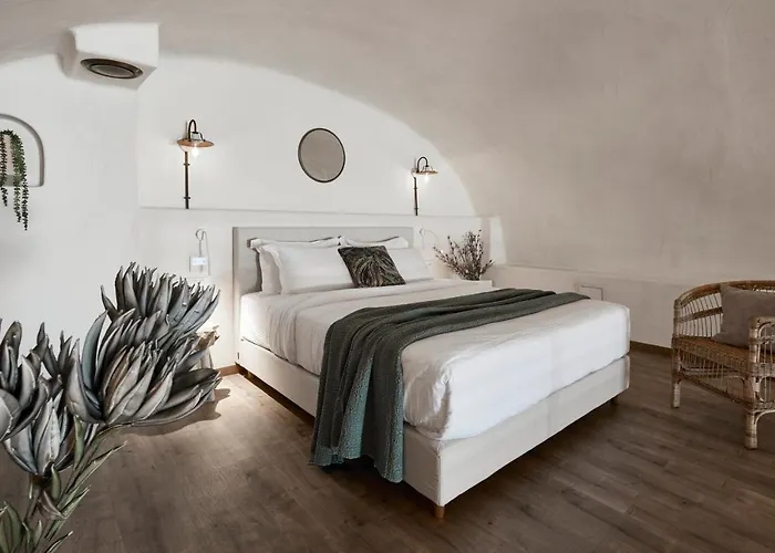 Winery 1870 5* Fira (Santorini)