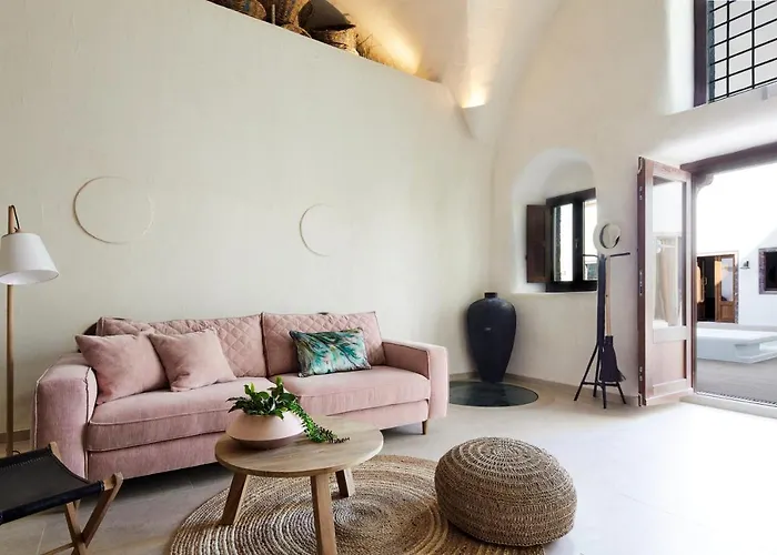 Winery 1870 5* Fira (Santorini)