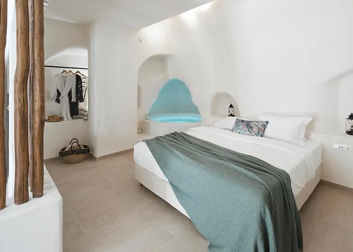 Winery 1870 5* Fira (Santorini)