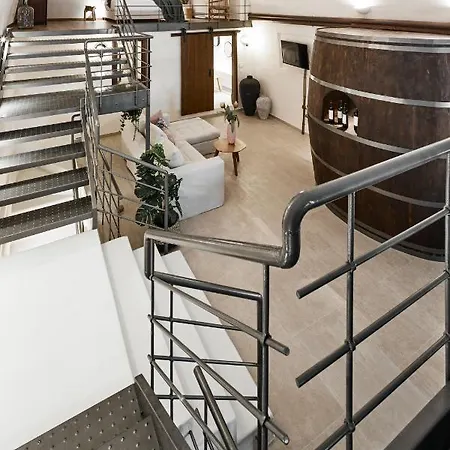 Winery 1870 3* Fira (Santorini)