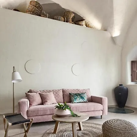 Hotel Winery 1870 Fira (Santorini)