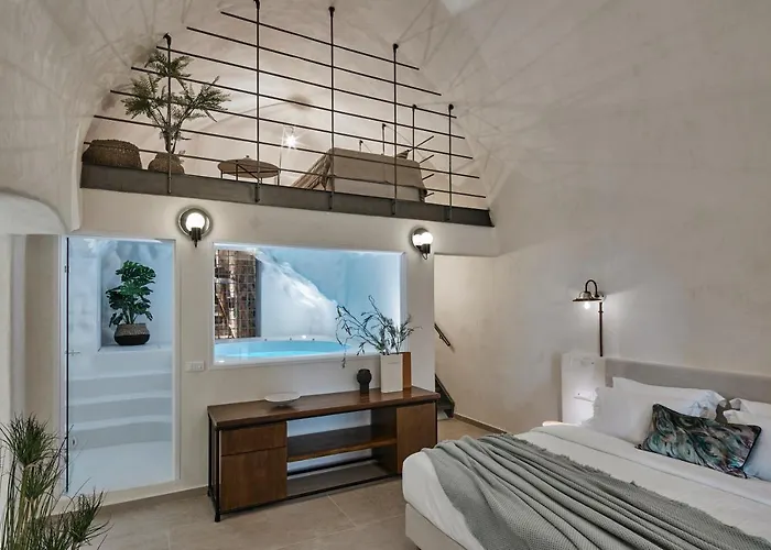 Winery 1870 5* Fira (Santorini)